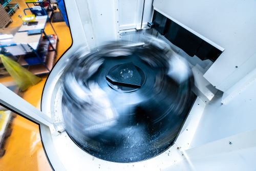 Aufnahme einer sich schnell bewegenden Maschine - Industriefotografie